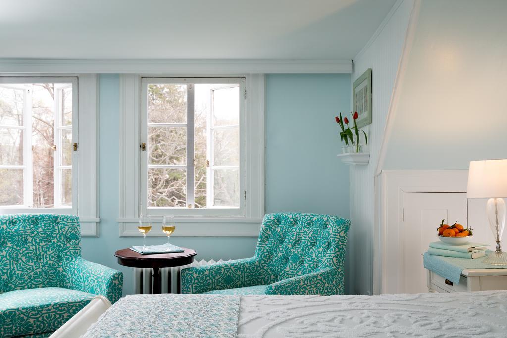 Four Chimneys Inn Bennington Εξωτερικό φωτογραφία
