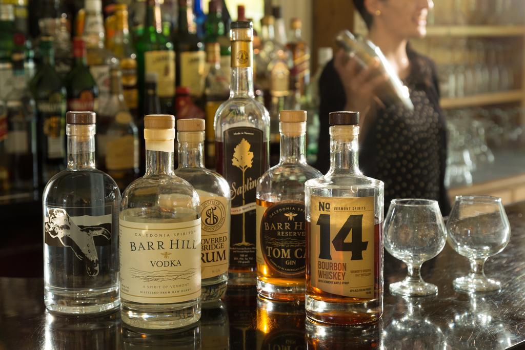 Four Chimneys Inn Bennington Εξωτερικό φωτογραφία